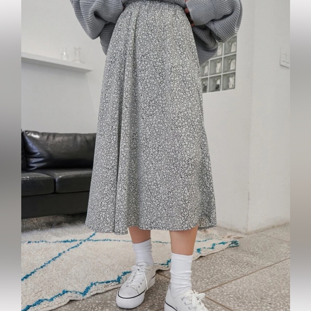 DAZY Ditsy Floral Skirt